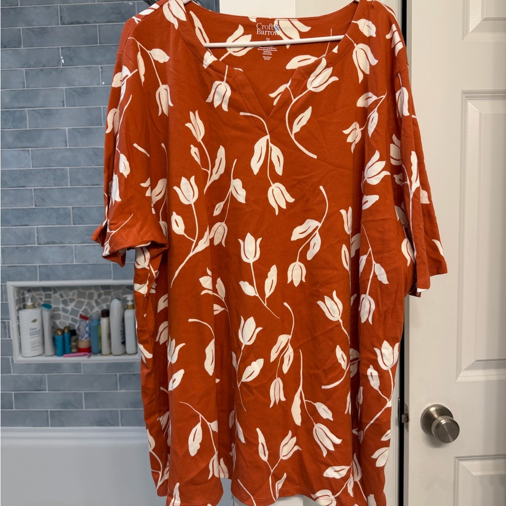 Croft & Barrow Orange and White Floral Top